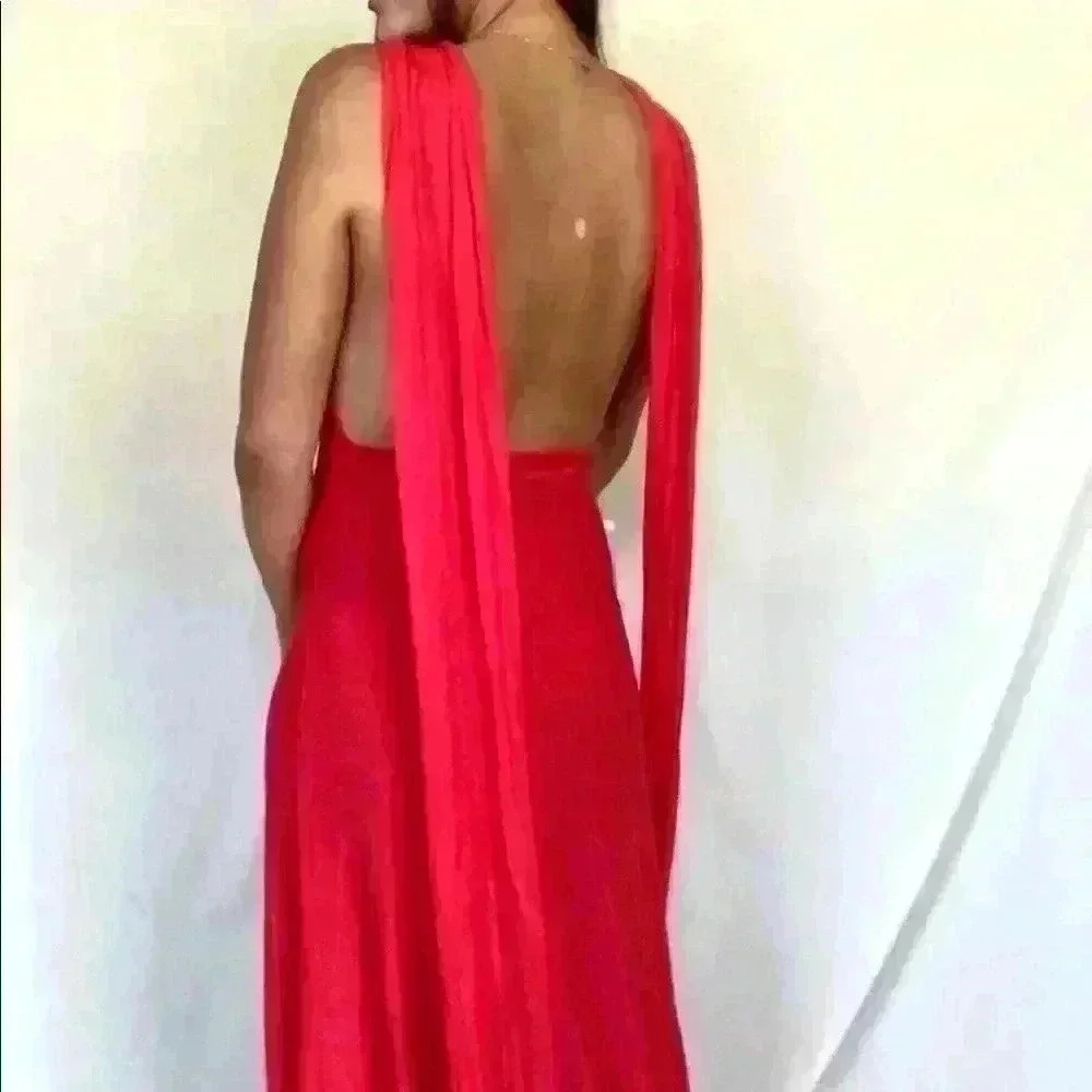 Multi-way red gown - Picture 5 of 12
